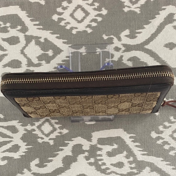 Gucci GG Beige Canvas Zip-Around Long Wallet w/Gold Tone Hardware - Picture 12 of 12